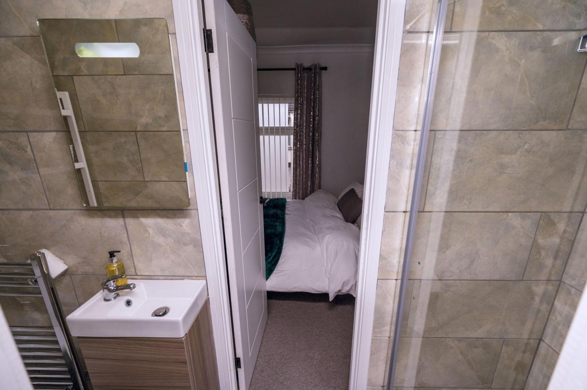 Afan Forest Retreat Cozy Getaway, Pet Friendly Cymmer Exterior photo